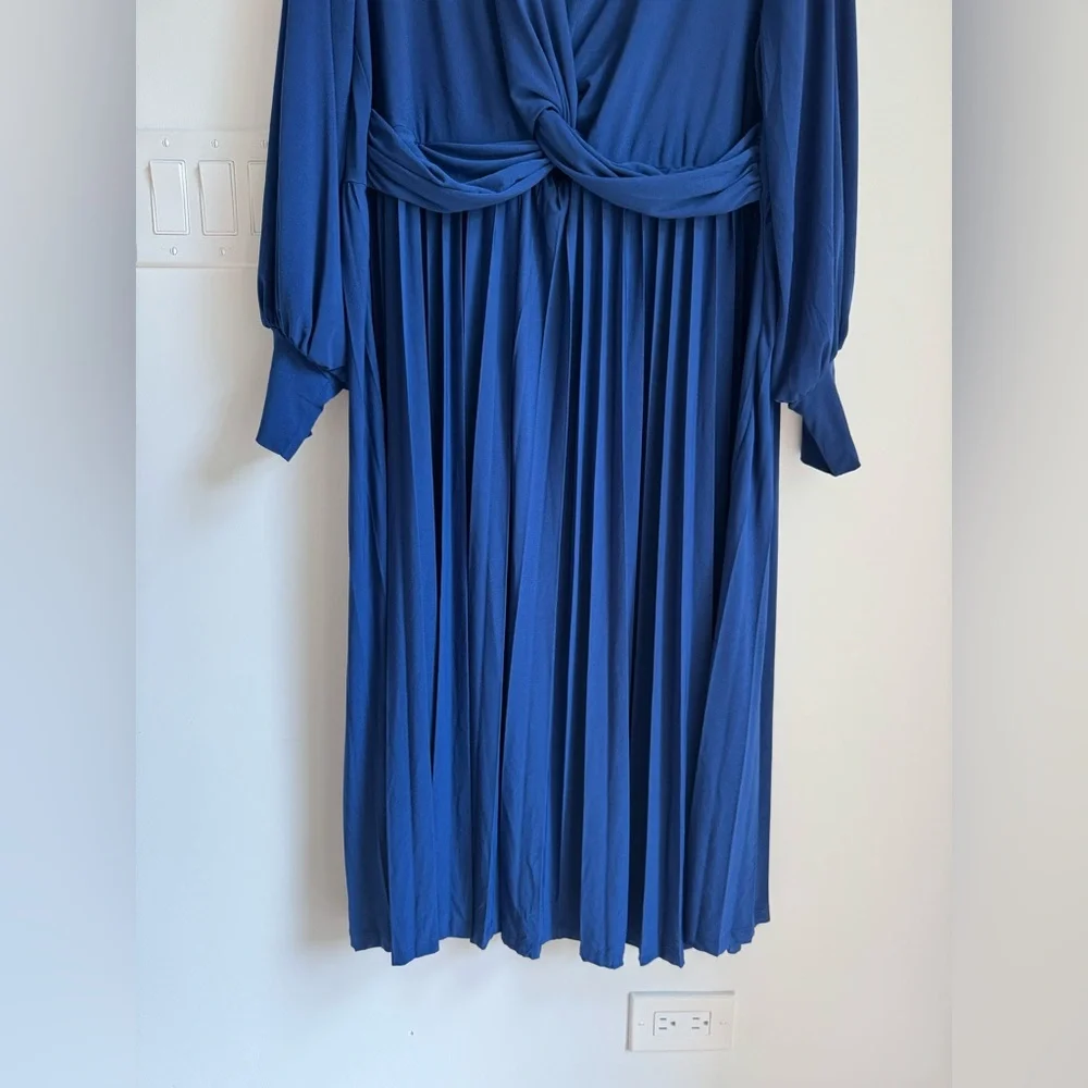 Eloquii‎ Knot Front Pleated Dress Size 16 Blue NEW